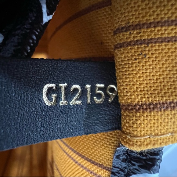 🎉 Authentic Louis Vuitton Monogram Giant Jungle Neverfull MM(No Pouch) - Picture 6 of 16